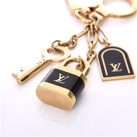 louis vuitton key cles price|authentic Louis Vuitton keychain.